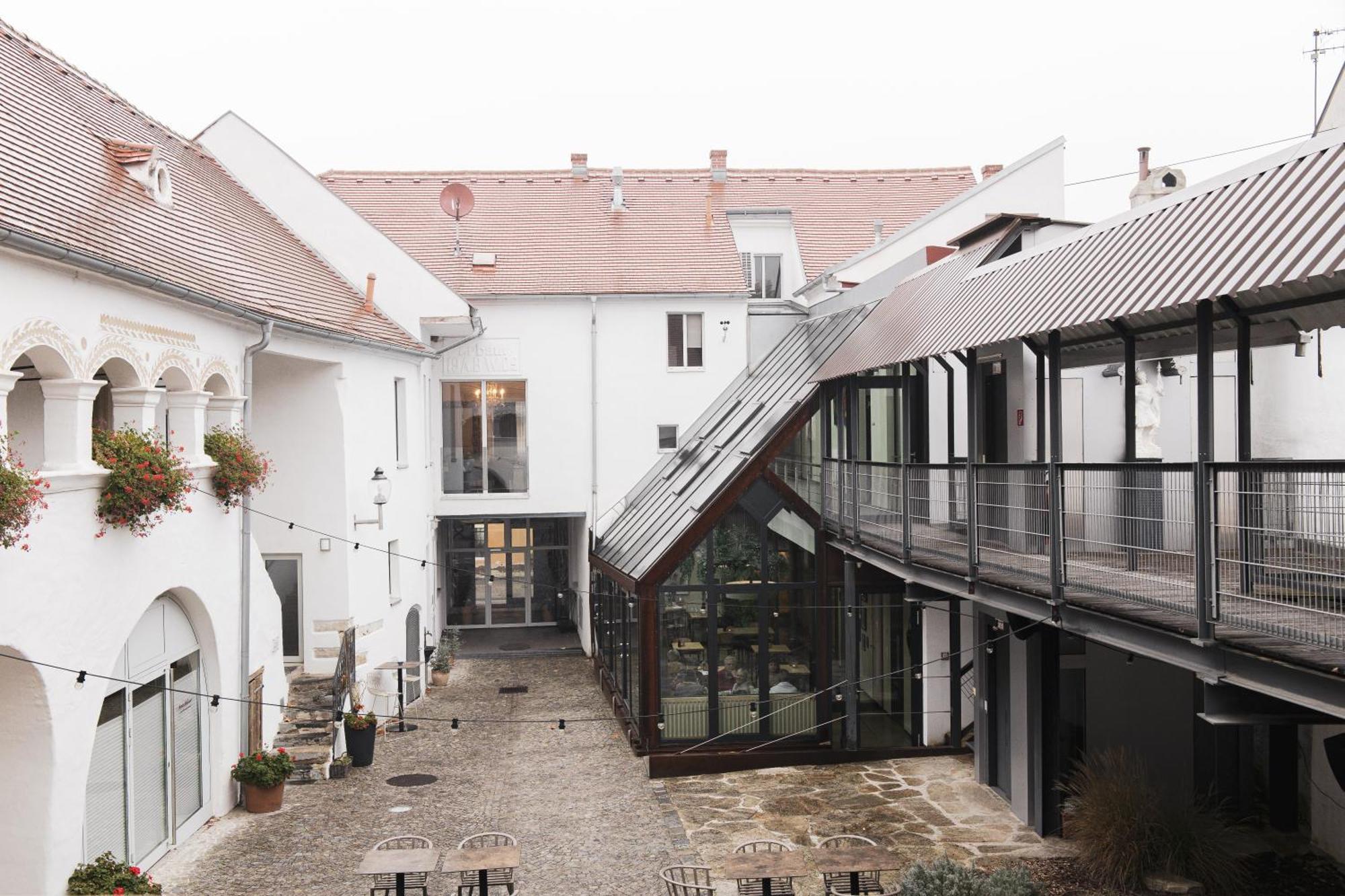 Vierzigerhof 3*